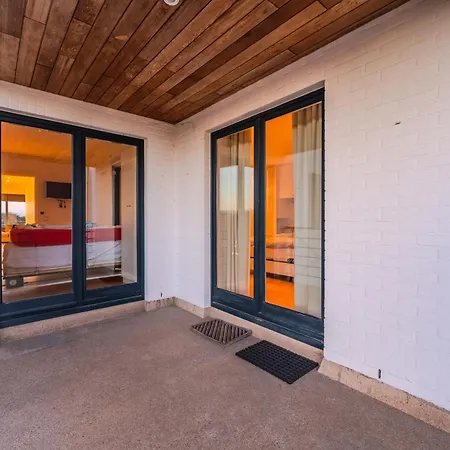 Premium Holidays - Luxury Flat Long Island With Sea View